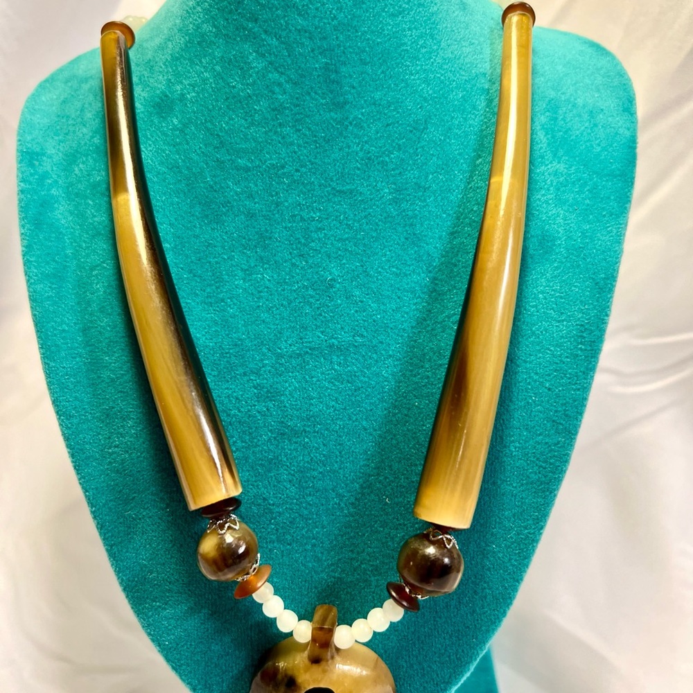 Handmade Tribal Horn Necklace, natural color. 12” long.